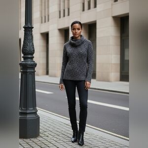 Sweater NWOT Italian made large knit chunky Sweater